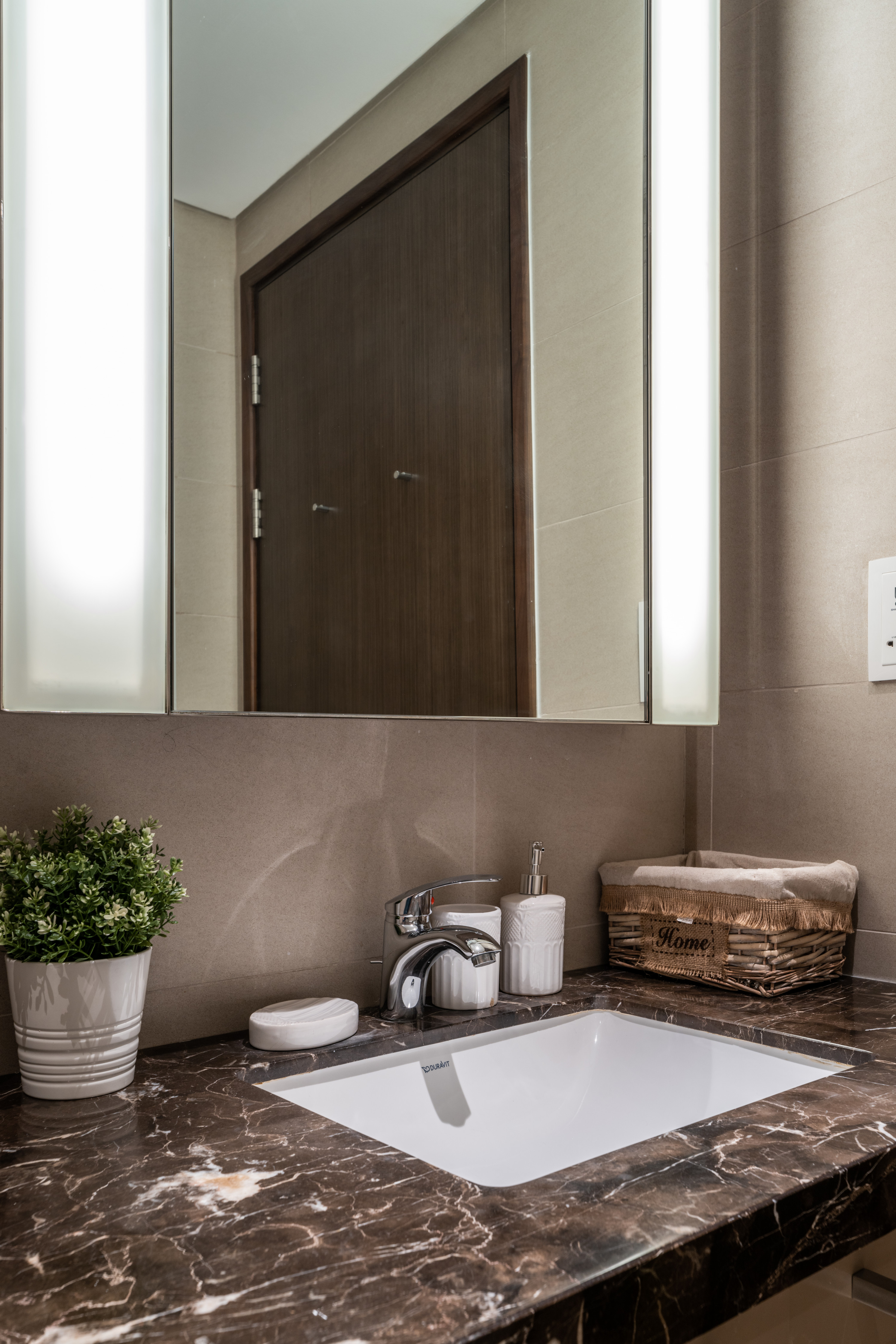 Luxury Vibe l Fancy One Bedroom Apartment in Downtown Dubai