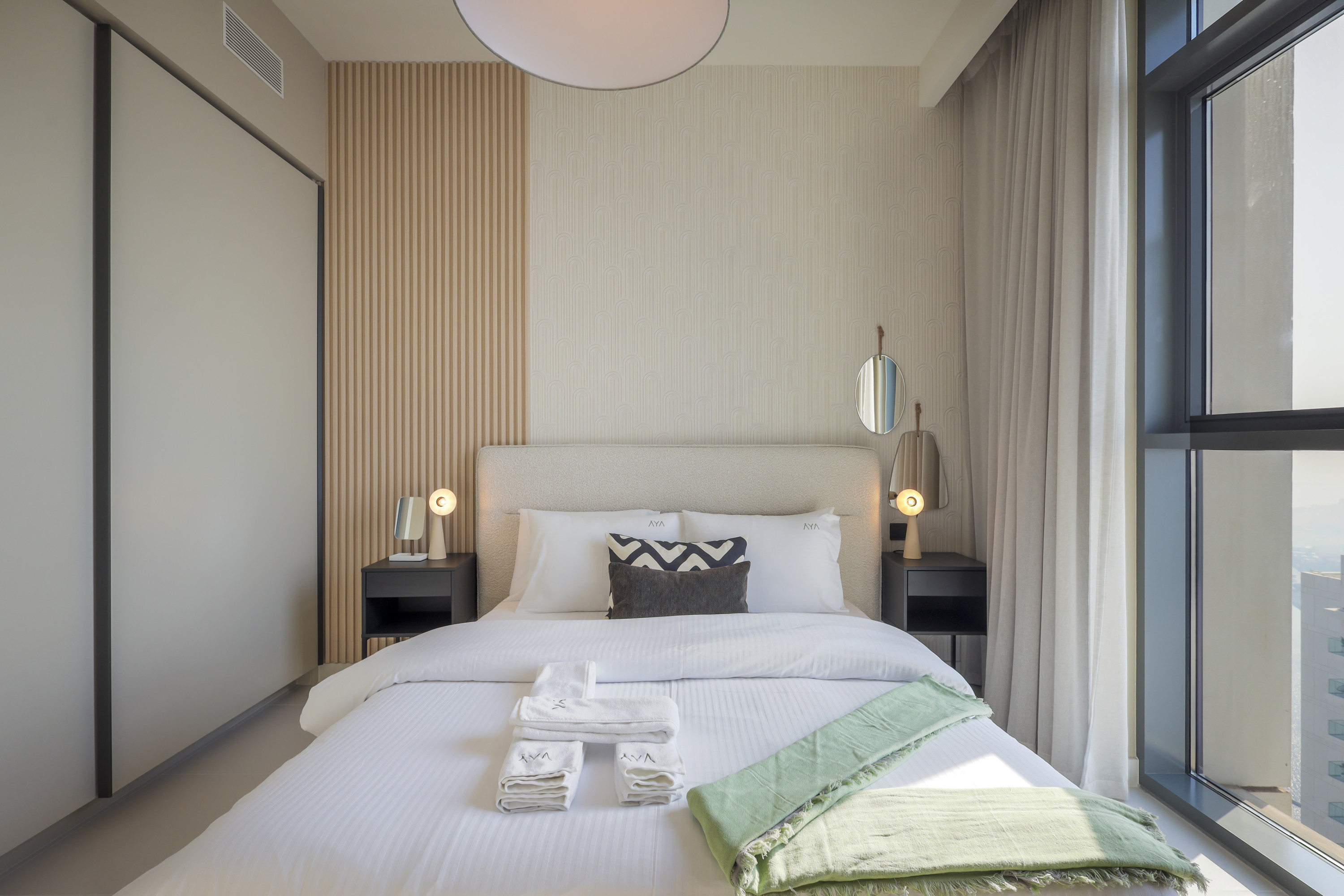 Exquisite Beachfront 1BR Living in Palm Jumeirah's