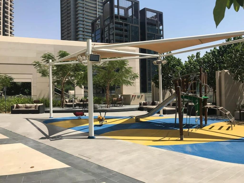 Luxury Vibe l Fancy One Bedroom Apartment in Downtown Dubai