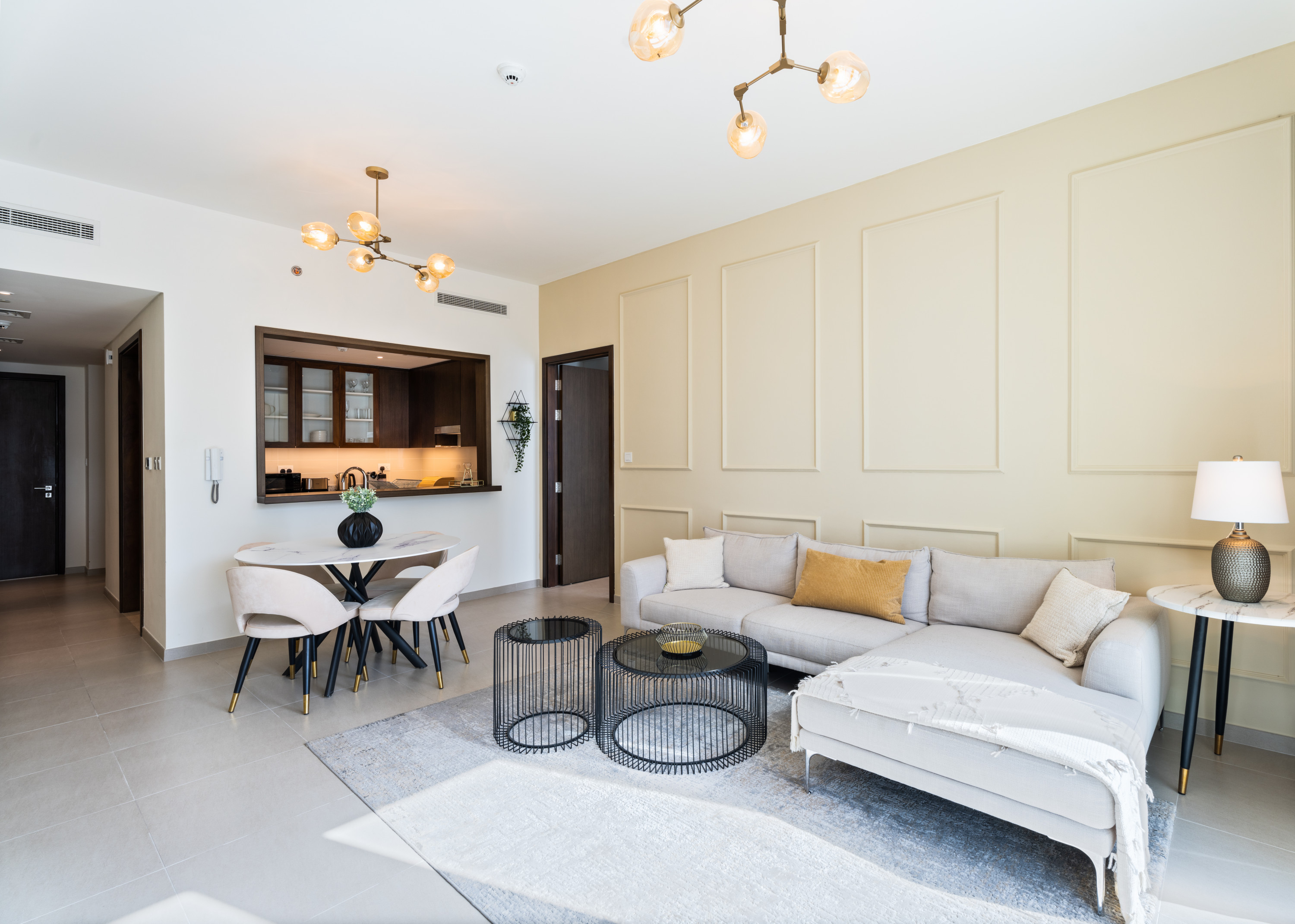 Luxury Vibe l Fancy One Bedroom Apartment in Downtown Dubai