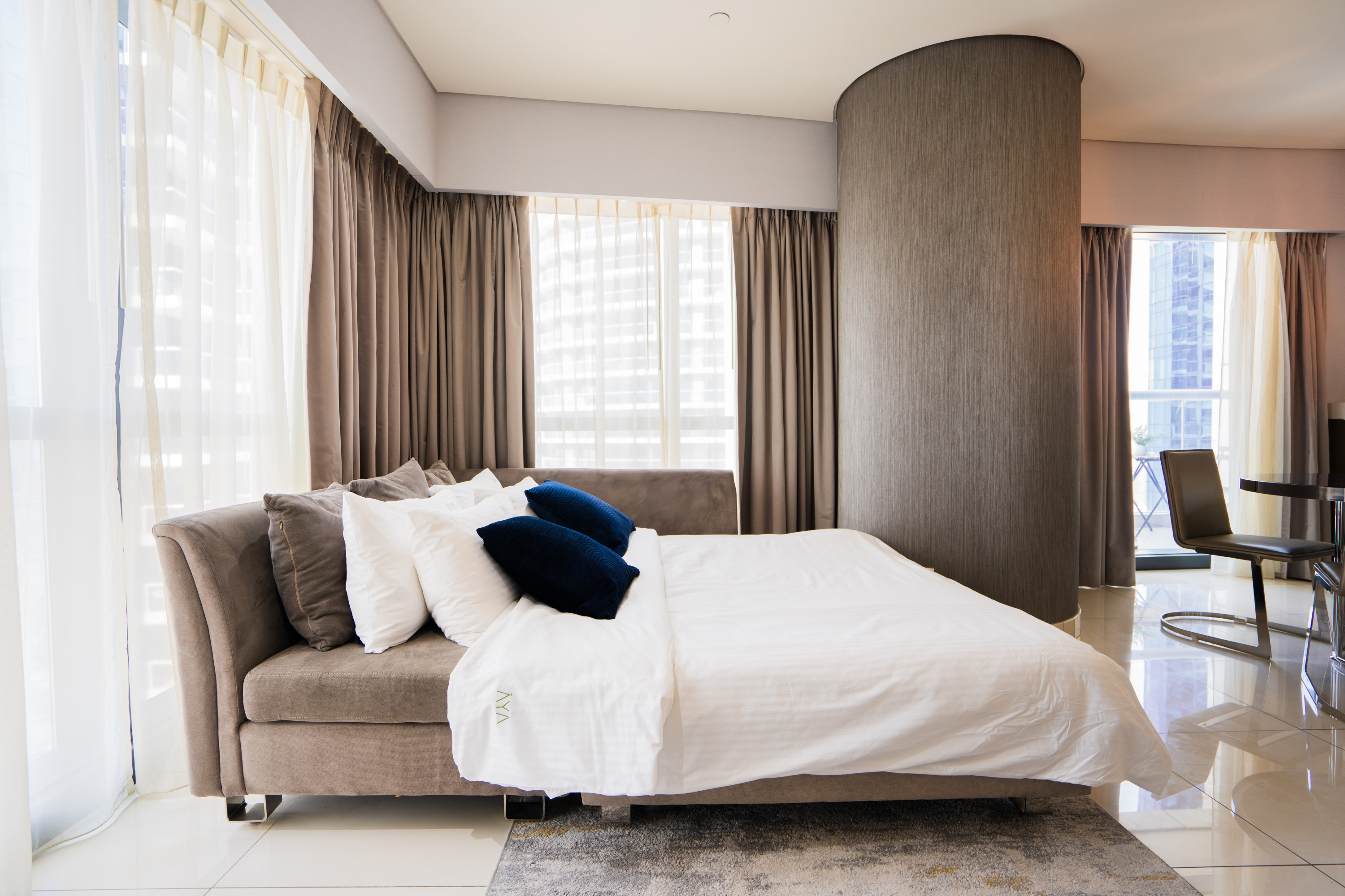 Luxury 2BR with Burj Khalifa & Dubai Frame Views