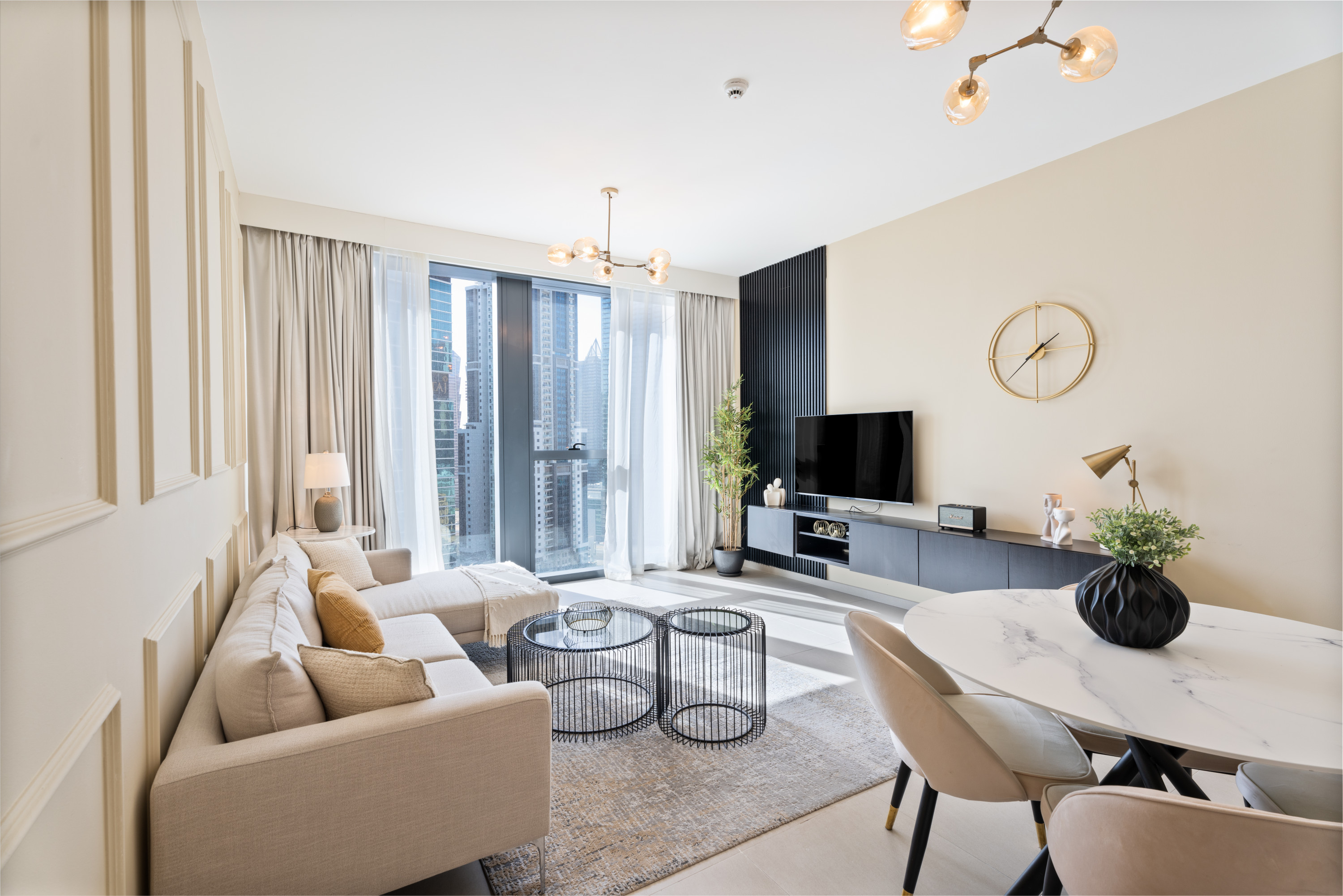 Luxury Vibe l Fancy One Bedroom Apartment in Downtown Dubai