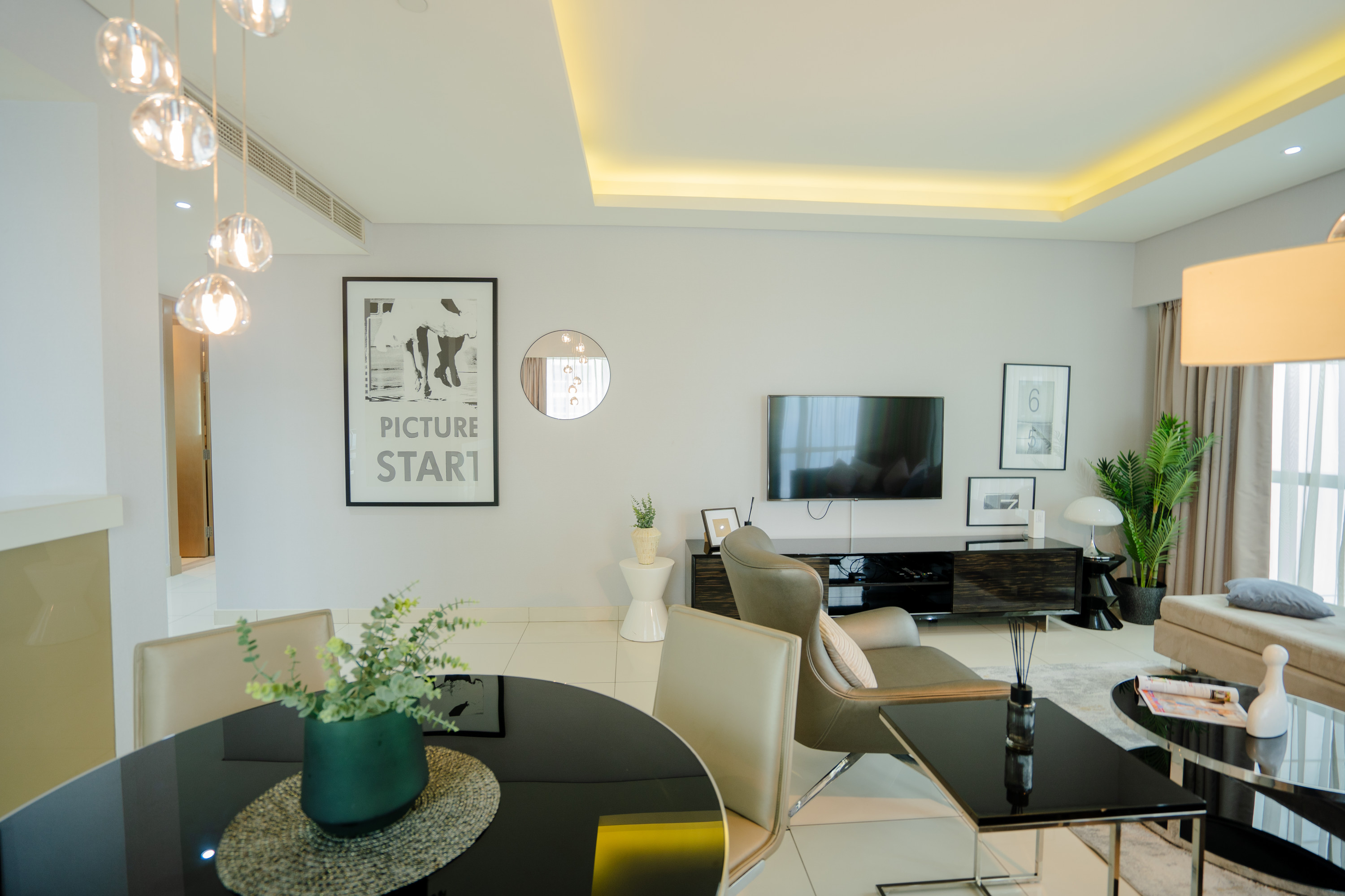 Luxury 2BR with Burj Khalifa & Dubai Frame Views