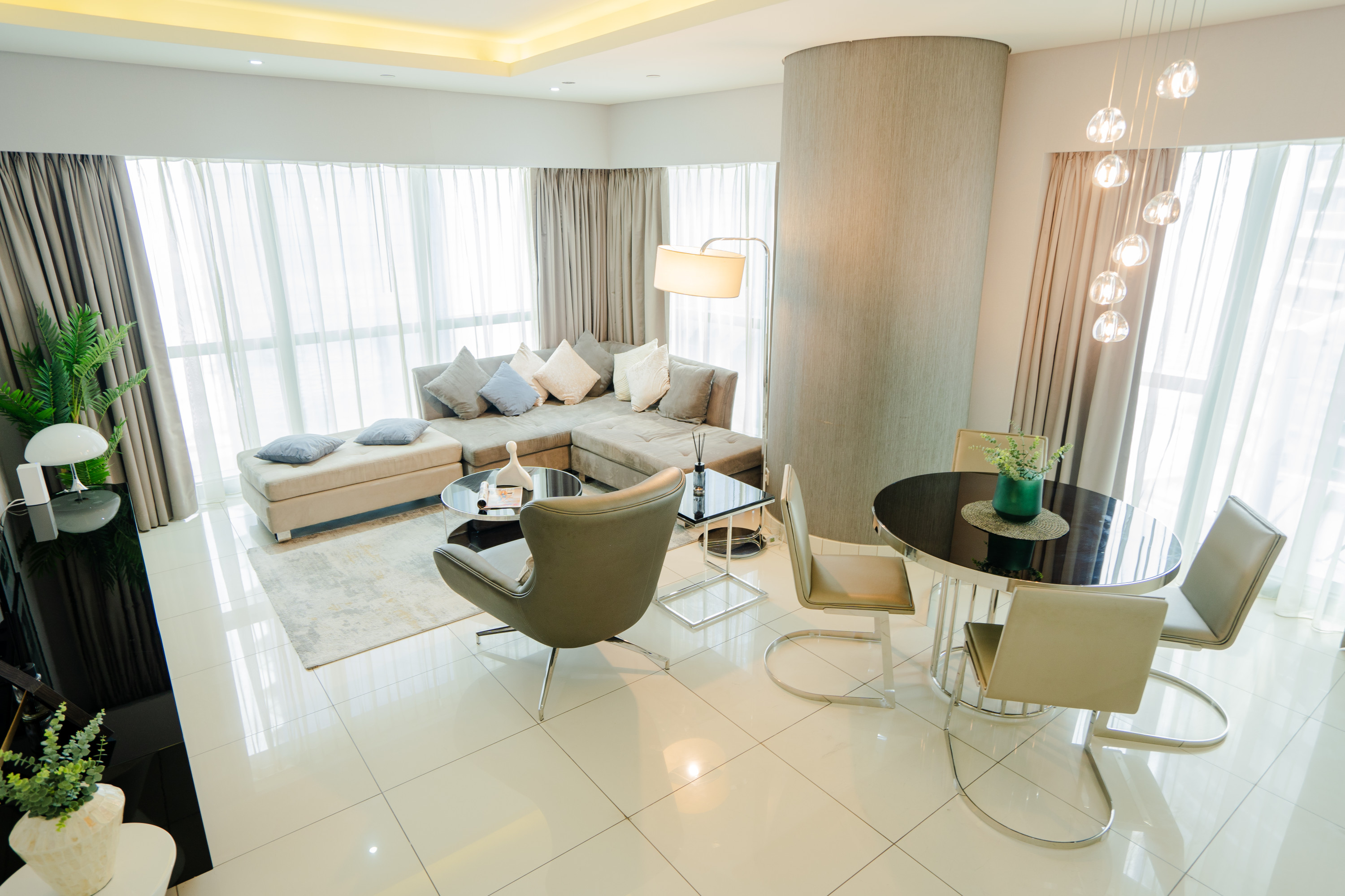 Luxury 2BR with Burj Khalifa & Dubai Frame Views